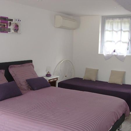 Bed and Breakfast Le Vieux Castel Goustranville Экстерьер фото